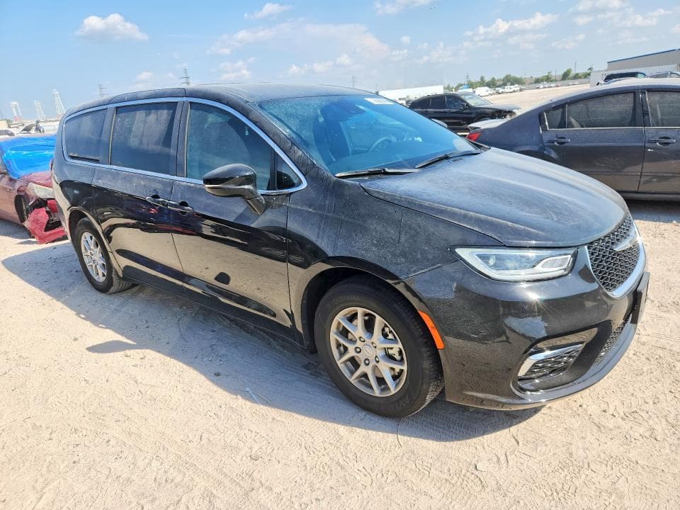 2026 CHRYSLER PACIFICA SELECT 4
