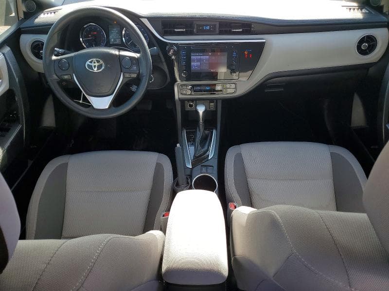 2018 TOYOTA COROLLA LE 8