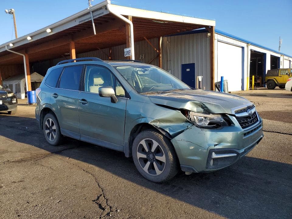 2017 SUBARU FORESTER 4