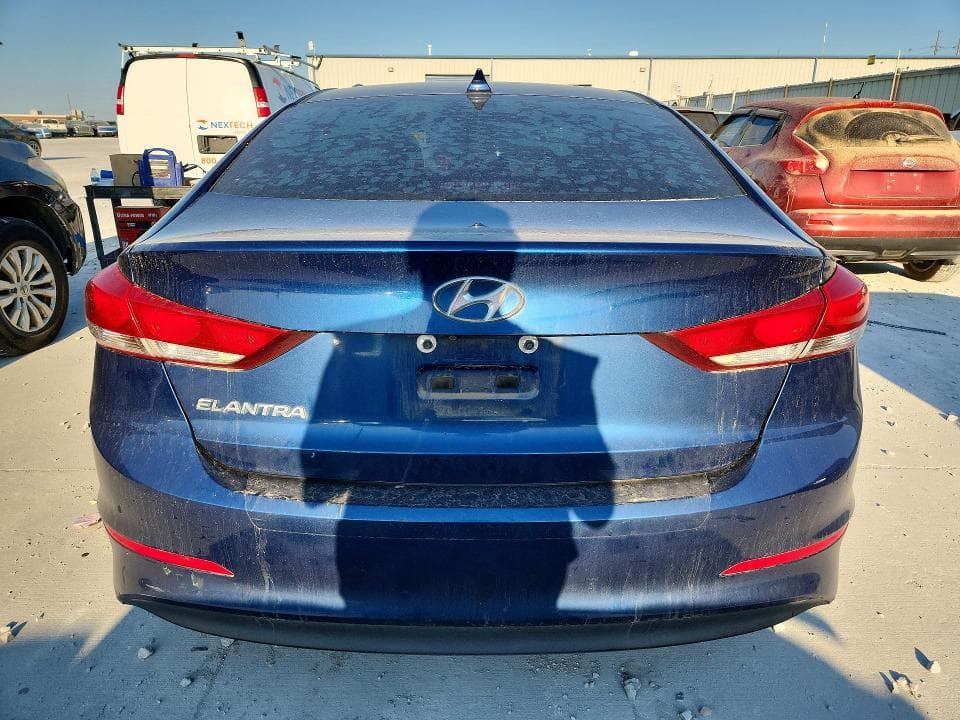 2017 HYUNDAI ELANTRA 6