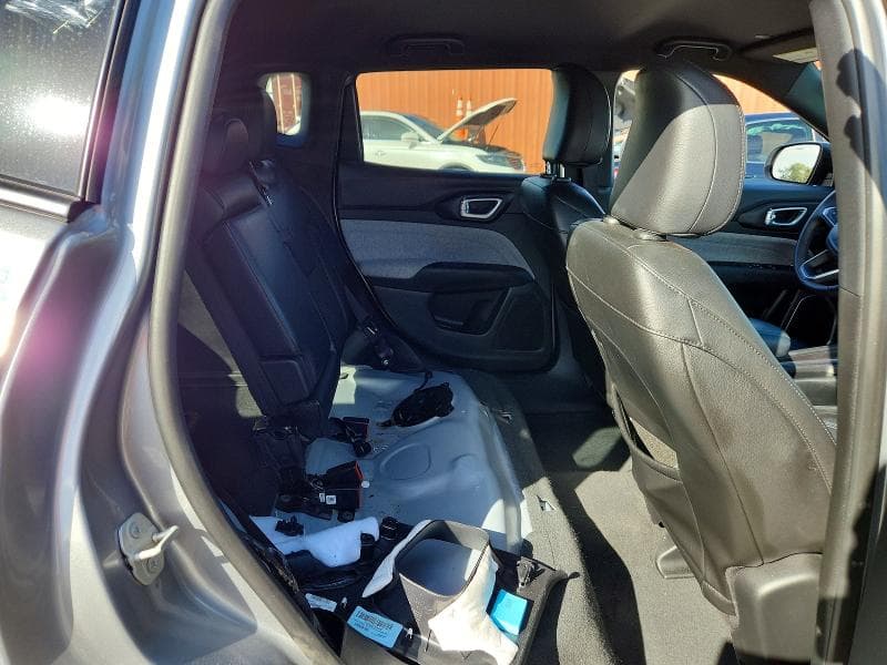 2024 JEEP COMPASS LATITUDE 11