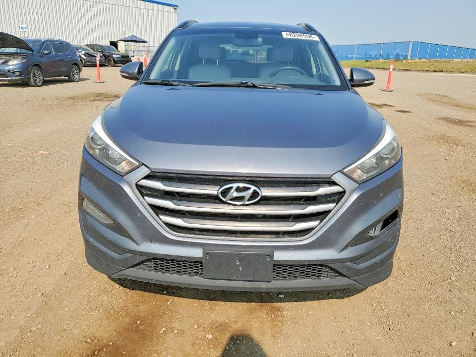 2017 HYUNDAI TUCSON SE 5