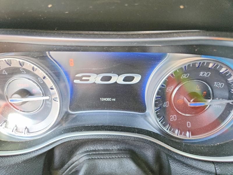 2018 CHRYSLER 300 TOURING 9