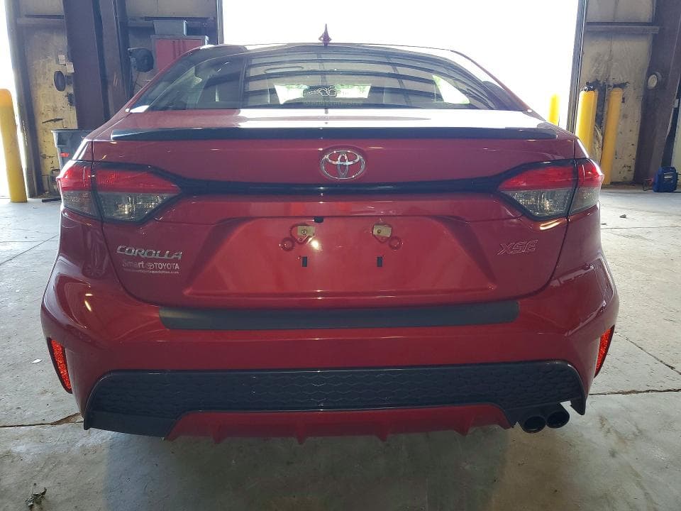 2020 TOYOTA COROLLA XSE 6