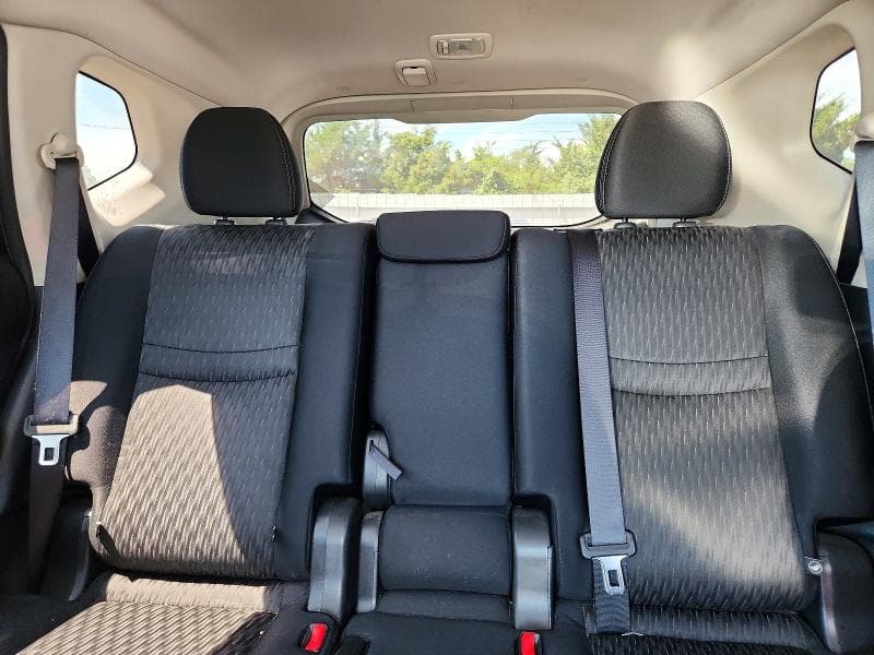 2017 NISSAN ROGUE S 10