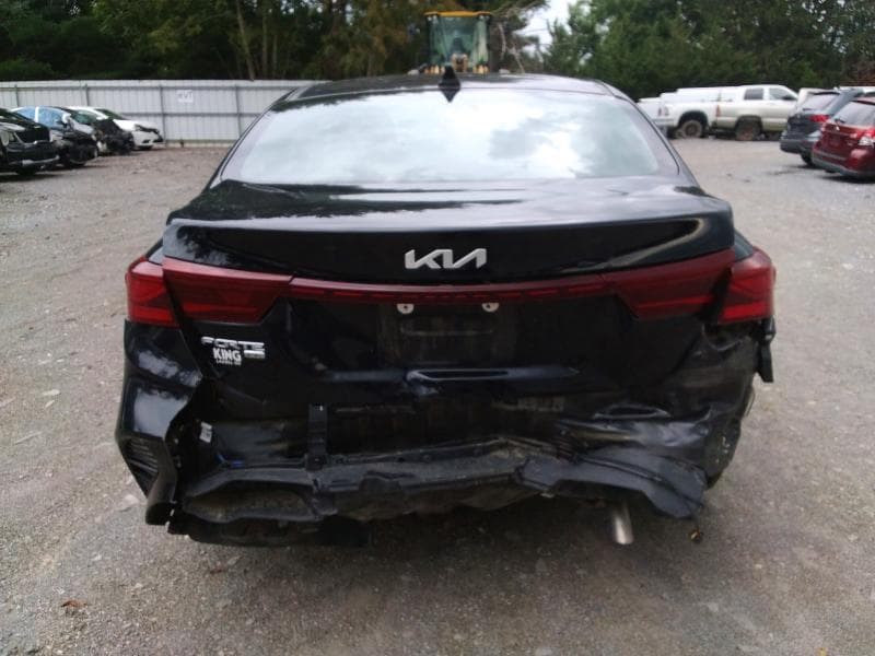 2023 KIA FORTE LX 6