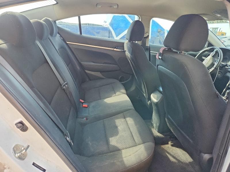 2020 HYUNDAI ELANTRA SE 10