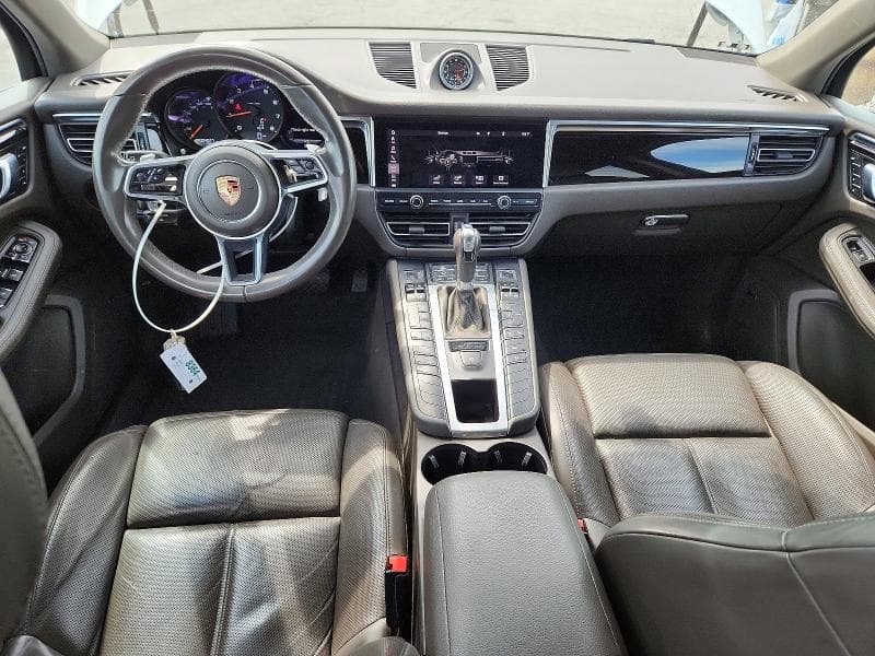 2020 PORSCHE MACAN 8
