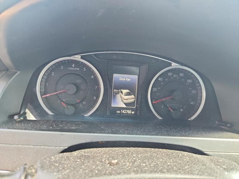 2017 TOYOTA CAMRY SE 9