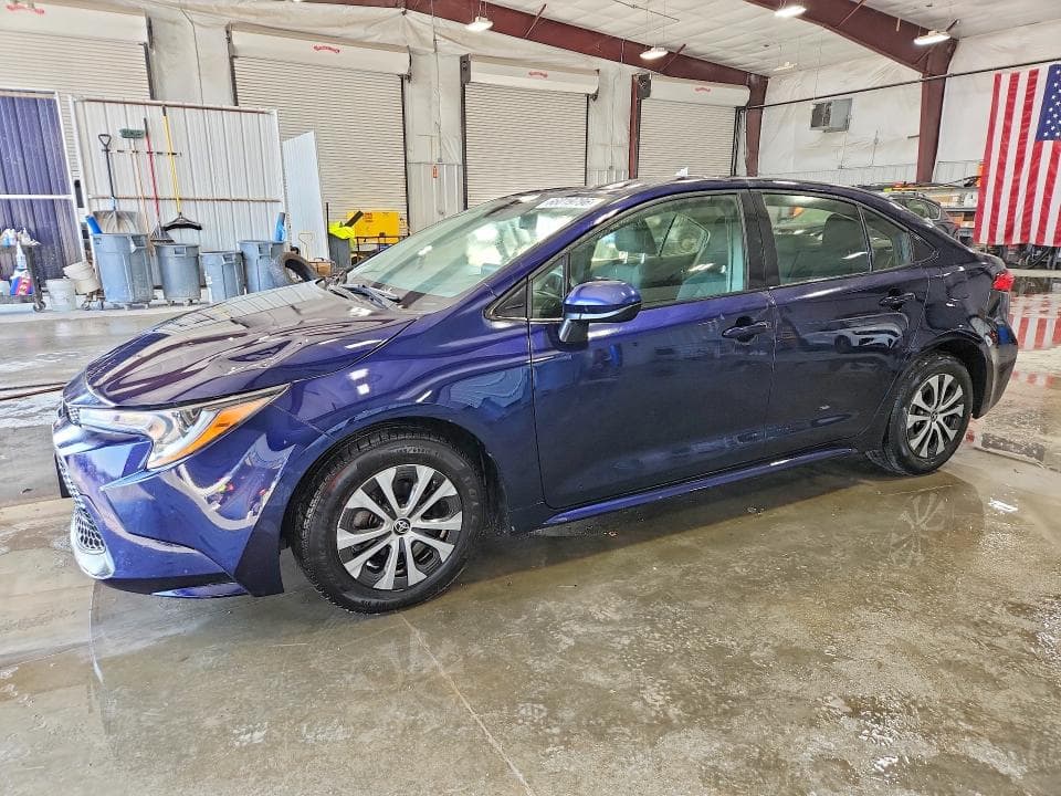 2022 TOYOTA COROLLA LE - 1