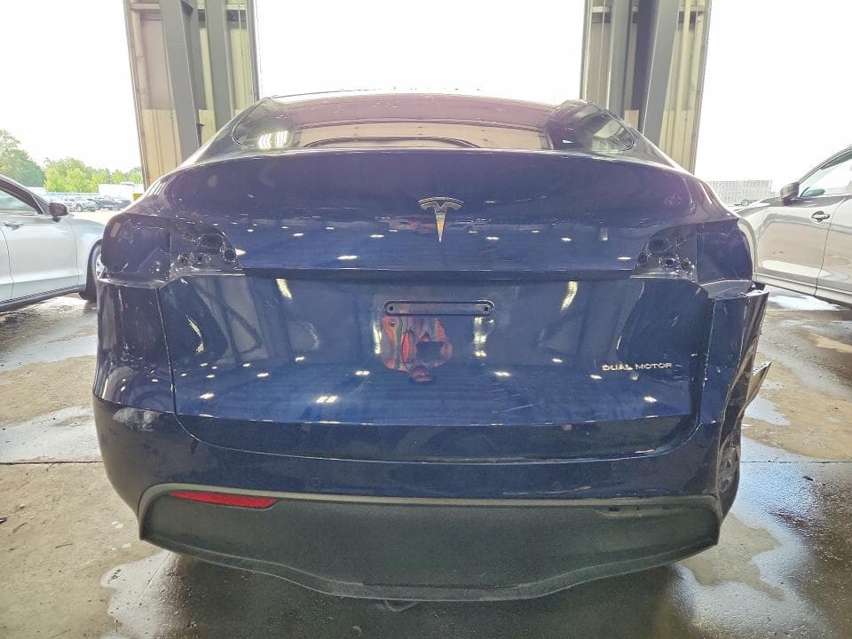 2021 TESLA MODEL Y 6