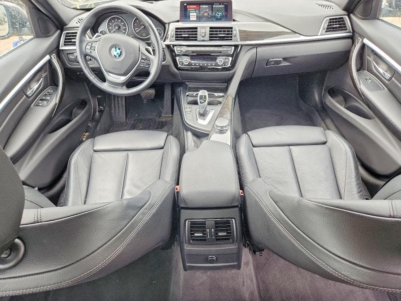 2018 BMW 330 XI 8