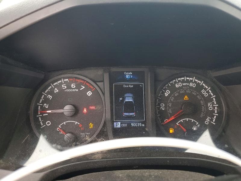 2022 TOYOTA TACOMA SR 9