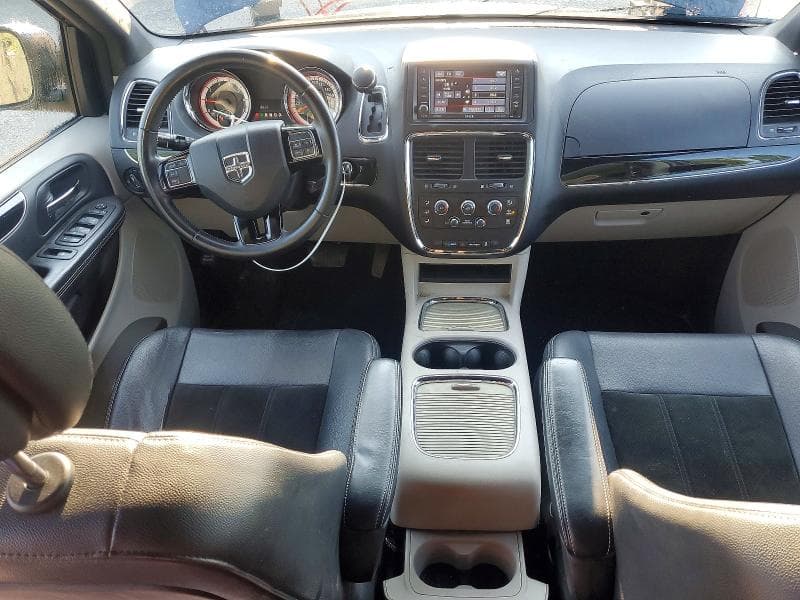 2017 DODGE GRAND CARAVAN SE 8