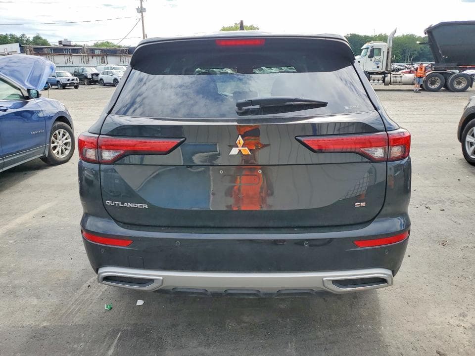 2023 MITSUBISHI OUTLANDER SE 6