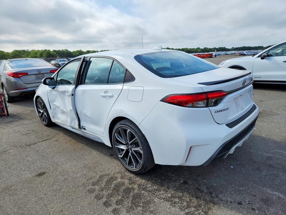 2020 TOYOTA COROLLA XSE 2