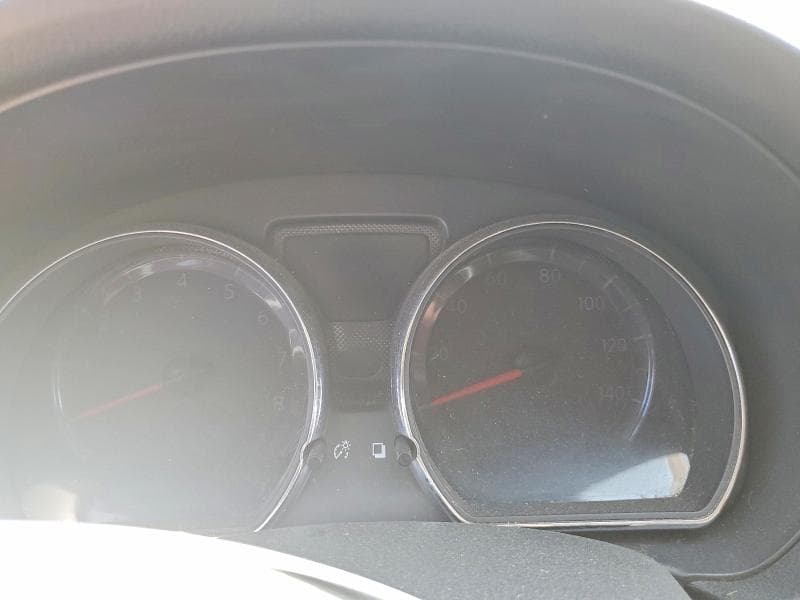 2019 NISSAN VERSA SV 9
