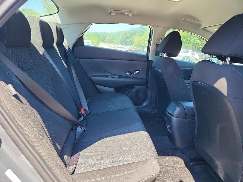 2025 HYUNDAI ELANTRA SE 10