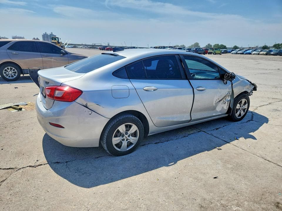 2018 CHEVROLET CRUZE LS 3