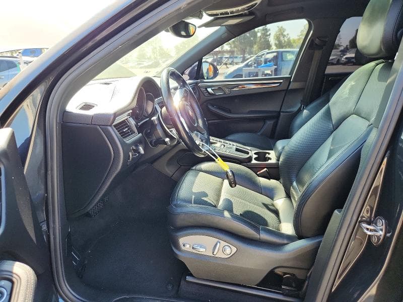 2017 PORSCHE MACAN 7