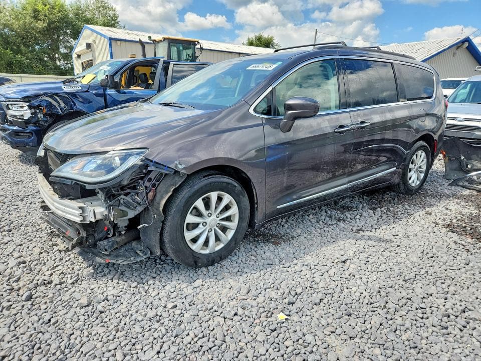 2017 CHRYSLER PACIFICA TOURING L - 1