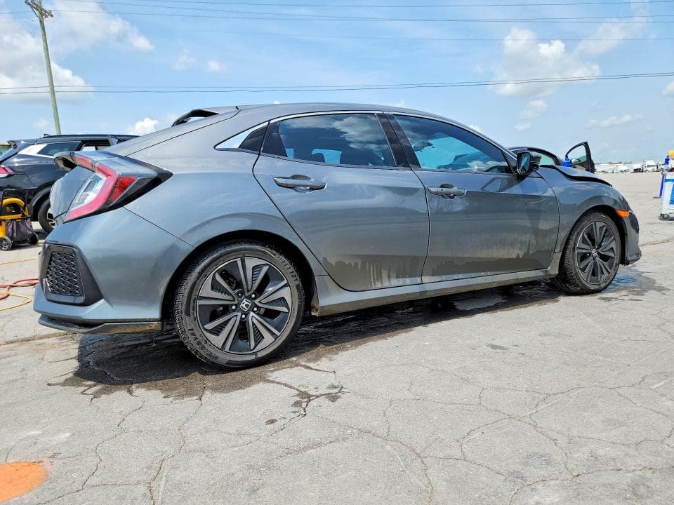 2017 HONDA CIVIC EX 3