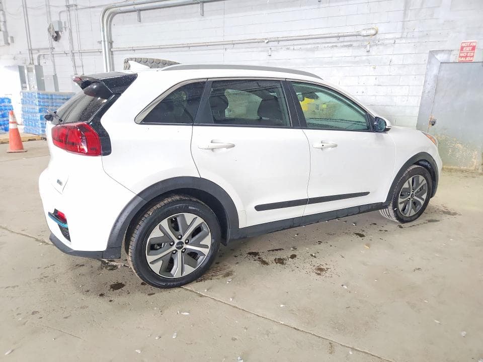 2022 KIA NIRO EV S 3