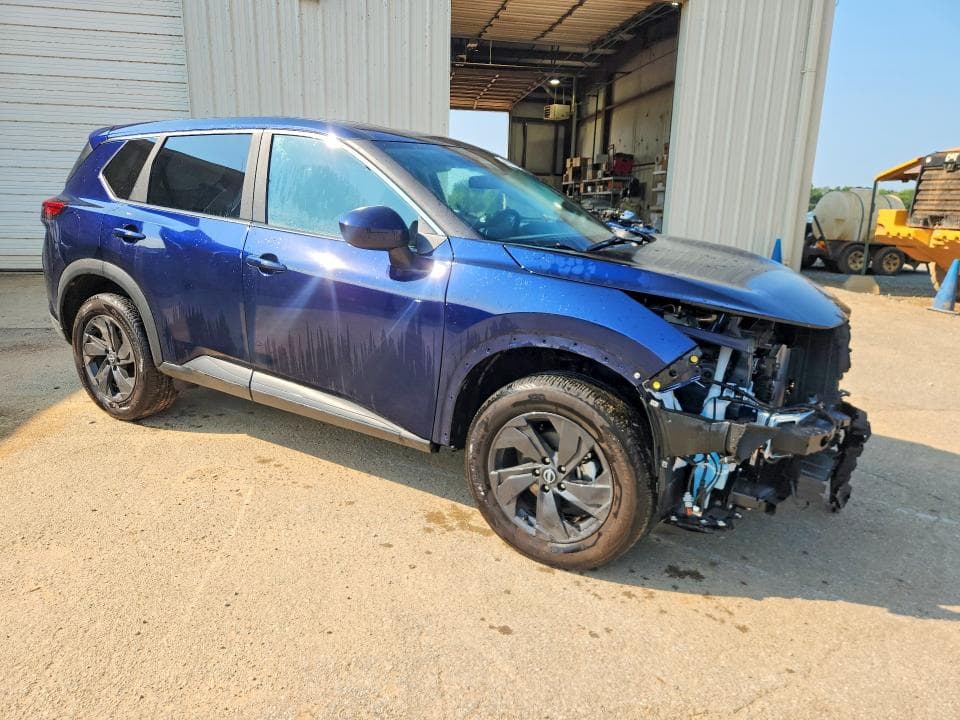 2026 NISSAN ROGUE SV 4