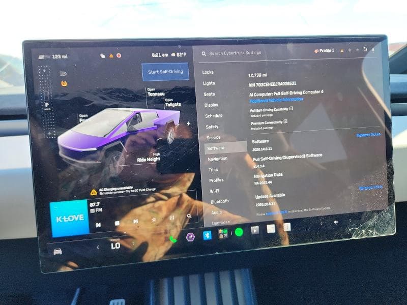 2024 TESLA CYBERTRUCK 9