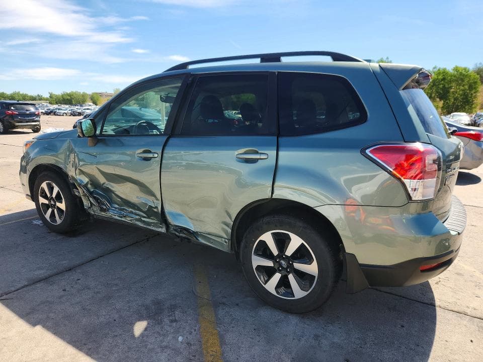 2017 SUBARU FORESTER 2.5I PREMIUM 2
