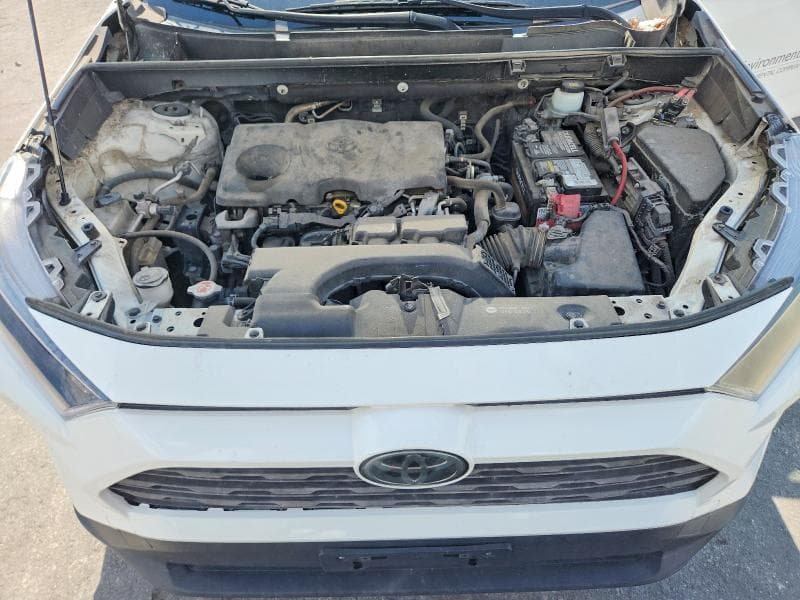 2019 TOYOTA RAV4 LE 12