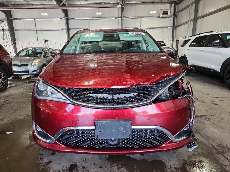 2017 CHRYSLER PACIFICA LIMITED 5
