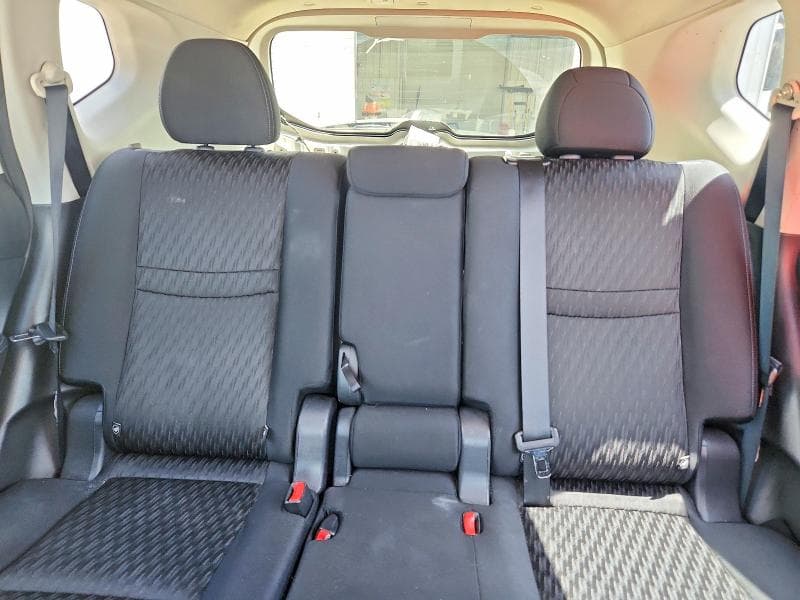 2018 NISSAN ROGUE S 10