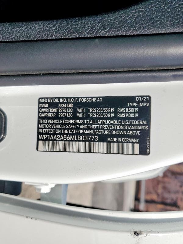 2021 PORSCHE MACAN 13