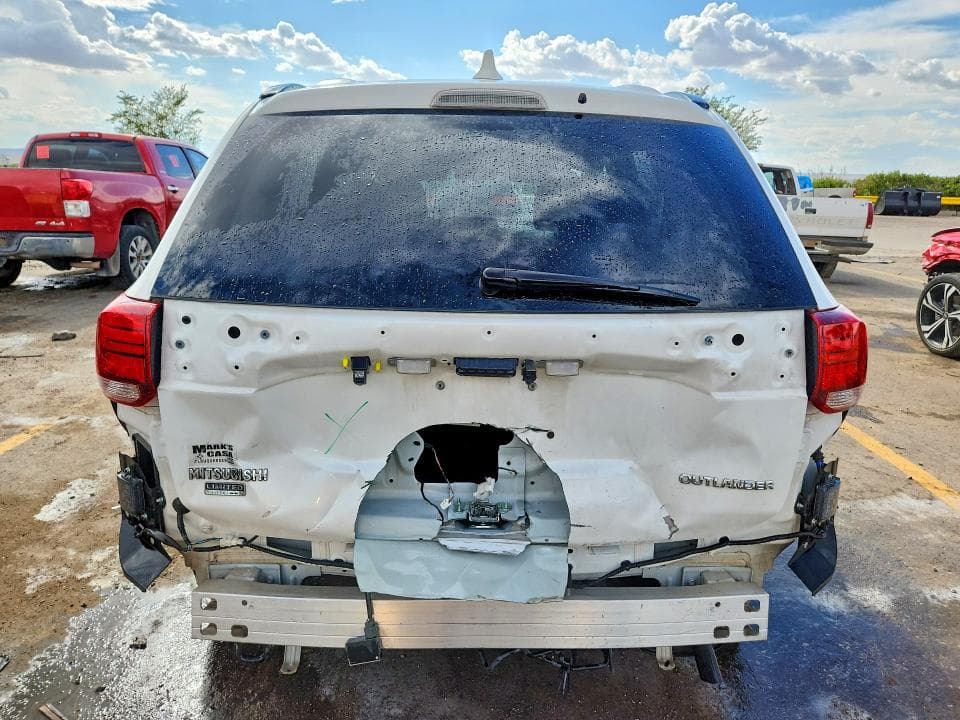 2018 MITSUBISHI OUTLANDER SE 6
