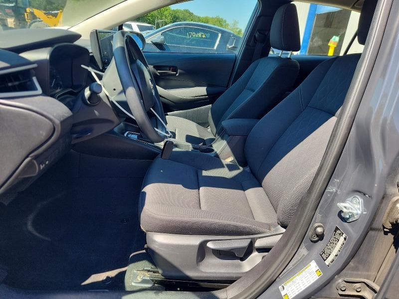 2025 TOYOTA COROLLA LE 7