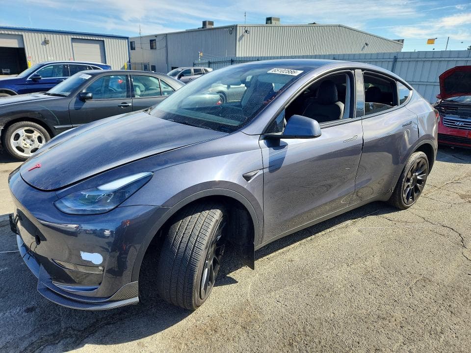 2023 TESLA MODEL Y - 1