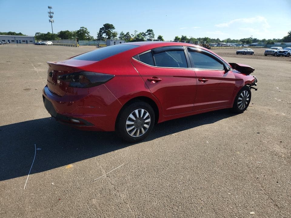 2020 HYUNDAI ELANTRA SE 3