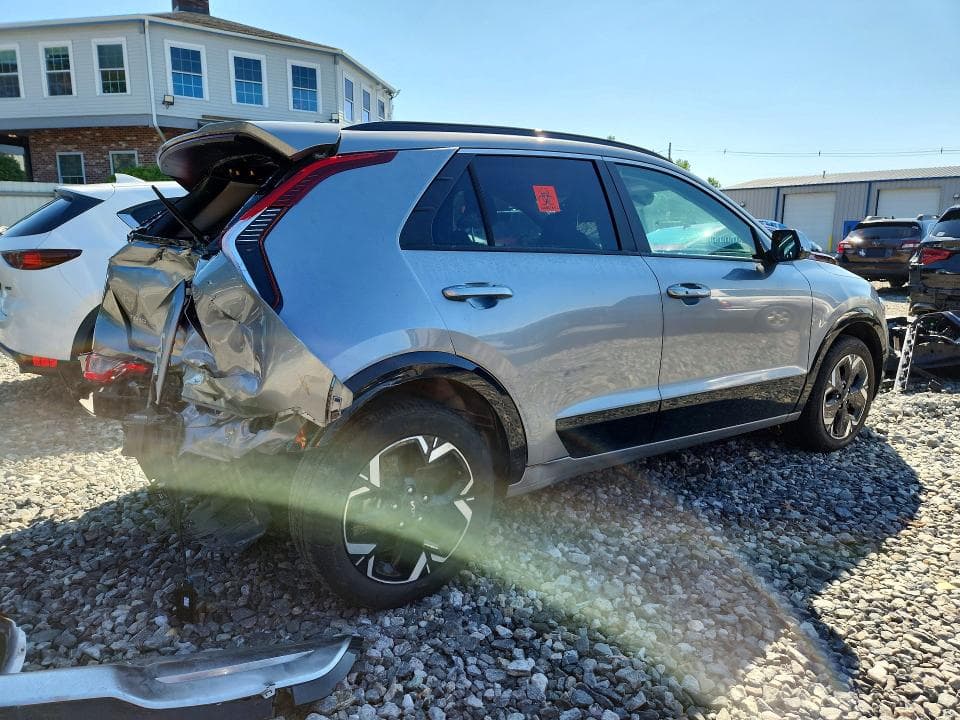 2023 KIA NIRO WIND 3