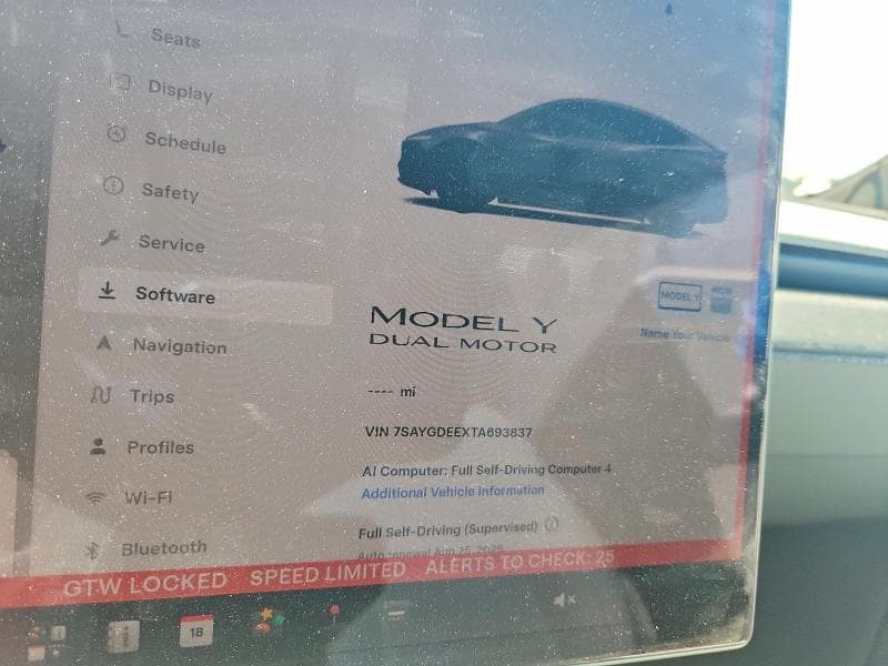 2026 TESLA MODEL Y 9