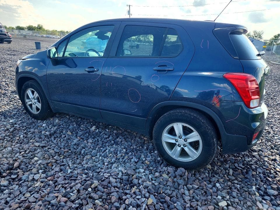 2019 CHEVROLET TRAX LS 2