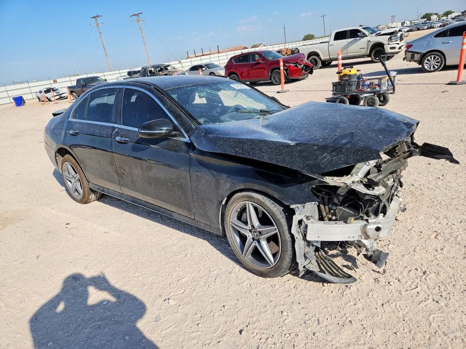 2017 MERCEDES-BENZ E 300 4