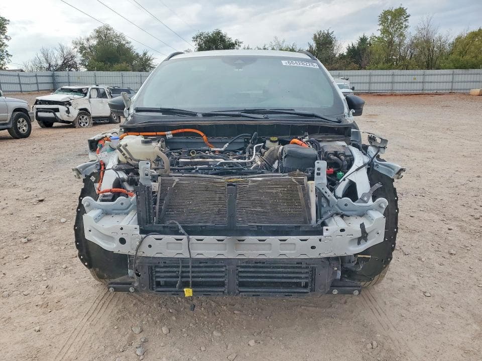 2025 FORD ESCAPE ST LINE 5