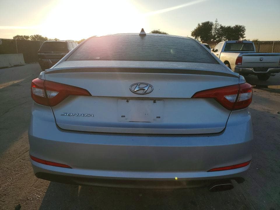 2017 HYUNDAI SONATA SE 6