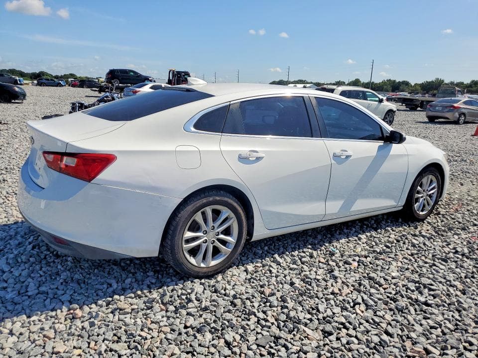2017 CHEVROLET MALIBU LT 3
