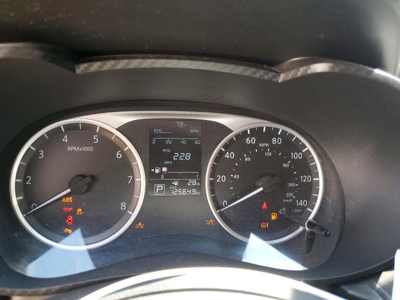 2021 NISSAN VERSA S 9