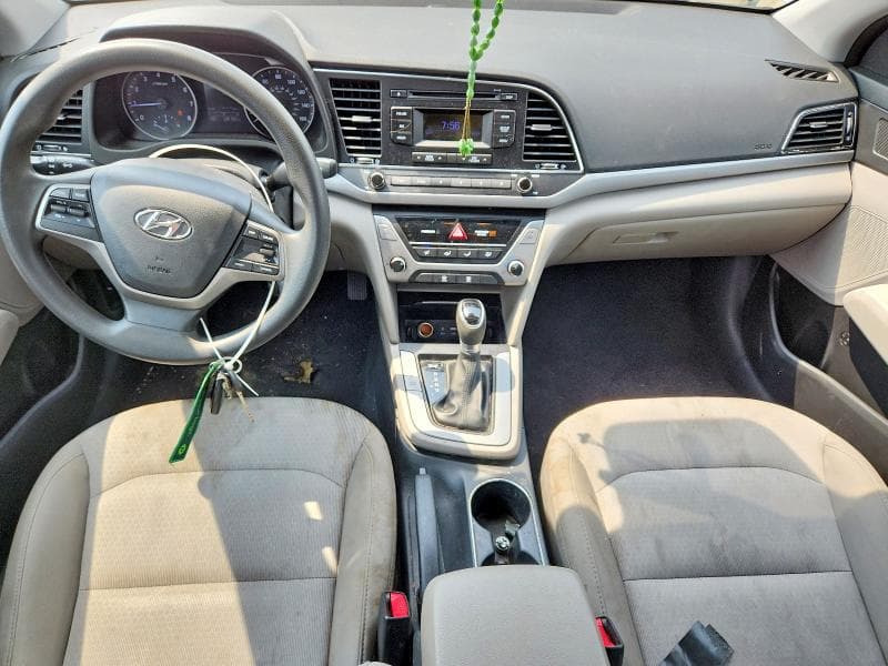 2017 HYUNDAI ELANTRA SE 8