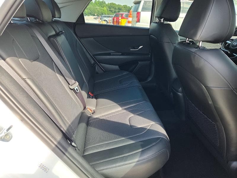 2023 HYUNDAI ELANTRA LIMITED 10