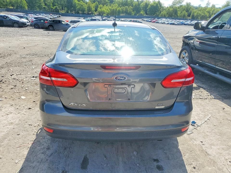 2018 FORD FOCUS SE 6