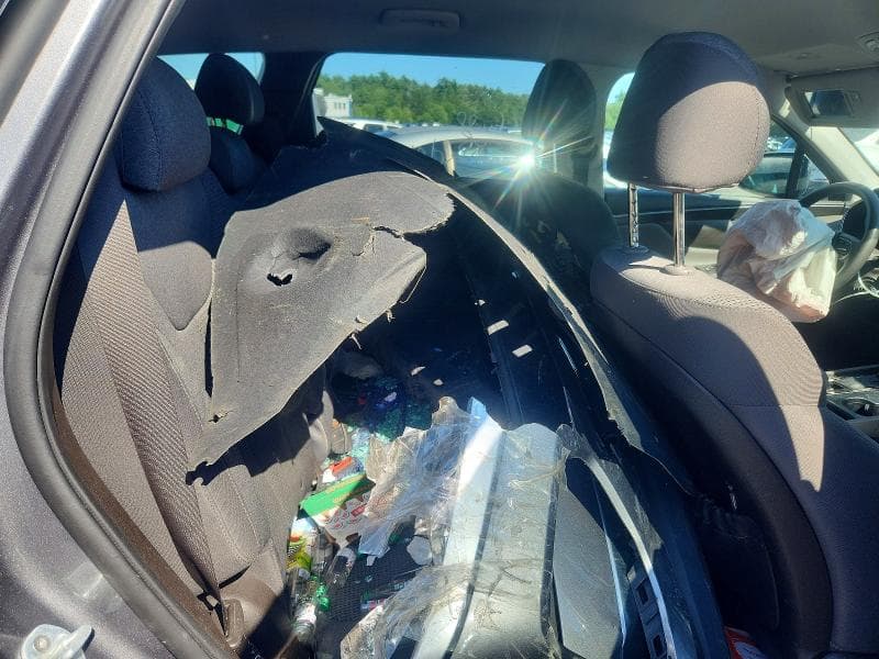 2019 HYUNDAI SANTA FE SE 11